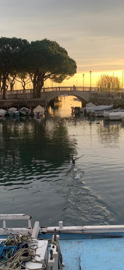 Antonella Gardalake 2 Desenzano del Garda Bagian luar foto